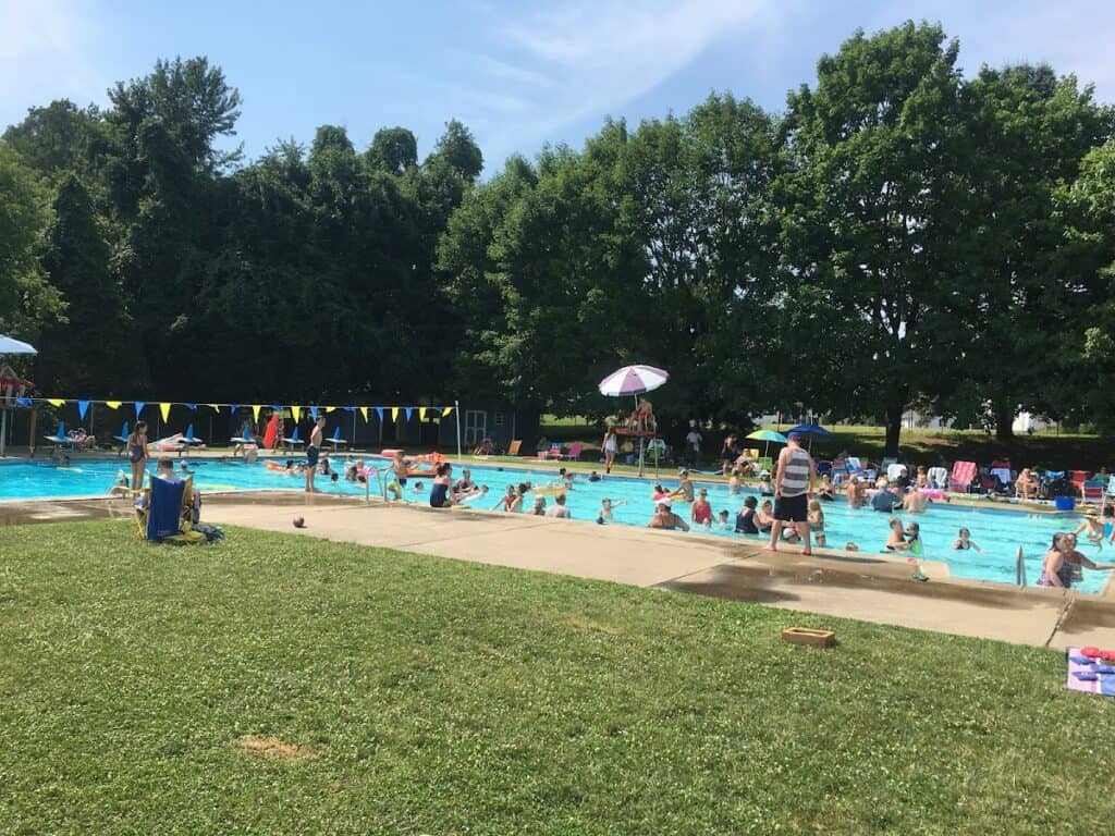Stones Crossing Swim Club