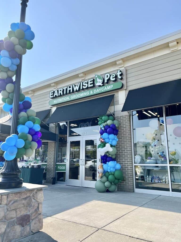 EarthWise Pet Easton