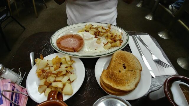 Local Business 3 George’s Luncheonette